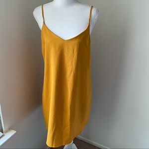 M Brand Mustard Yellow Sleeveless V-Neck Shift Dress Women’s Size 6